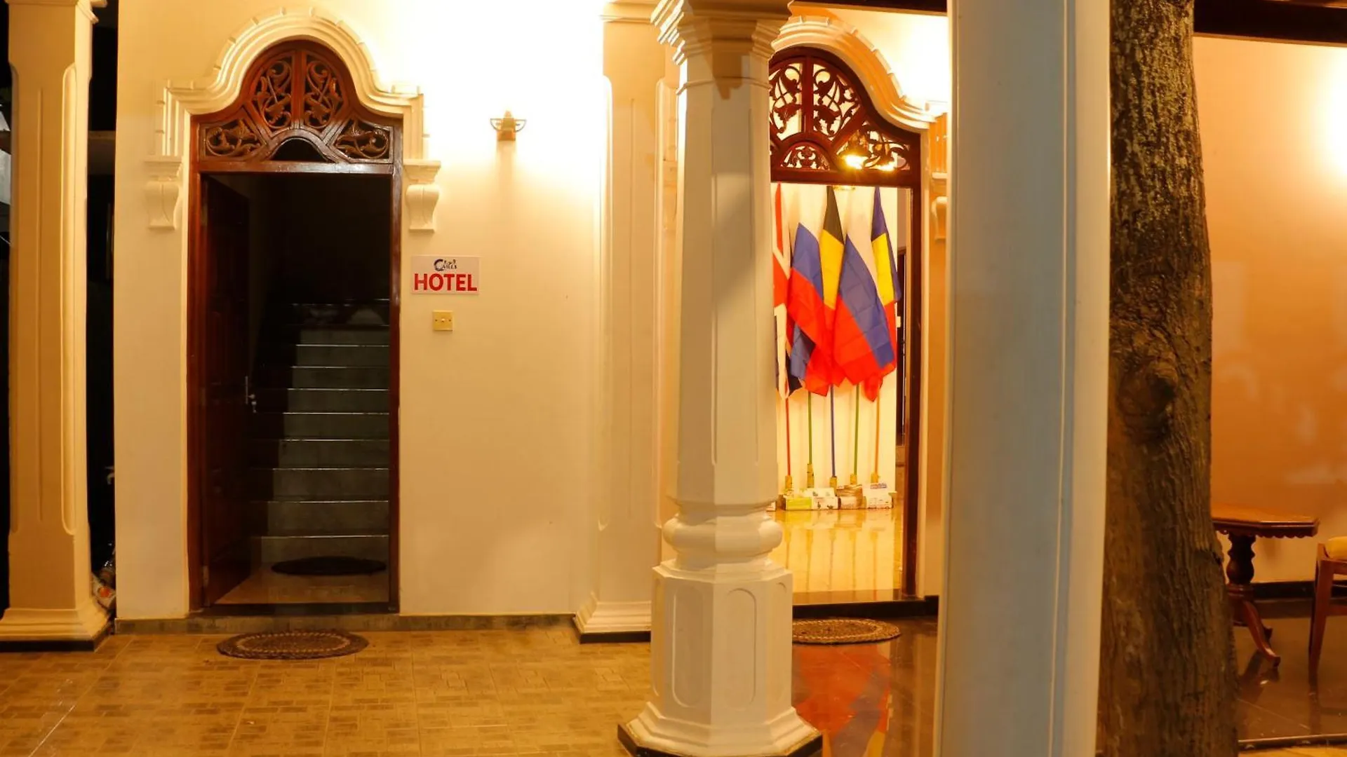 Guest house C Villa And Hotel Nikawatawana